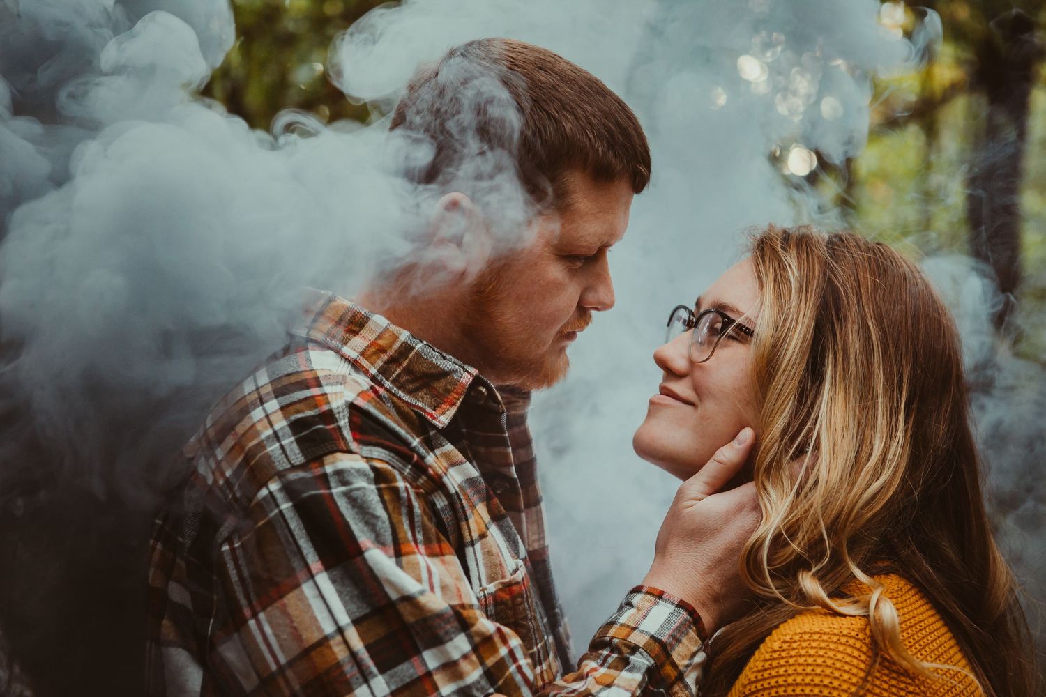 spooky fall smoke bomb couples session