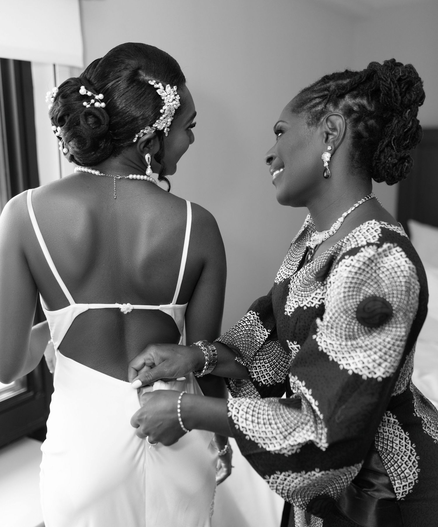 Wedding photographer on military base in Jacksonville, Florida. Romantic wedding photography.