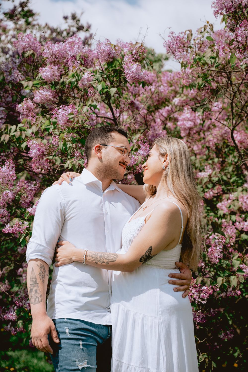 Séance photo de couple à Montréal au jardin botanique