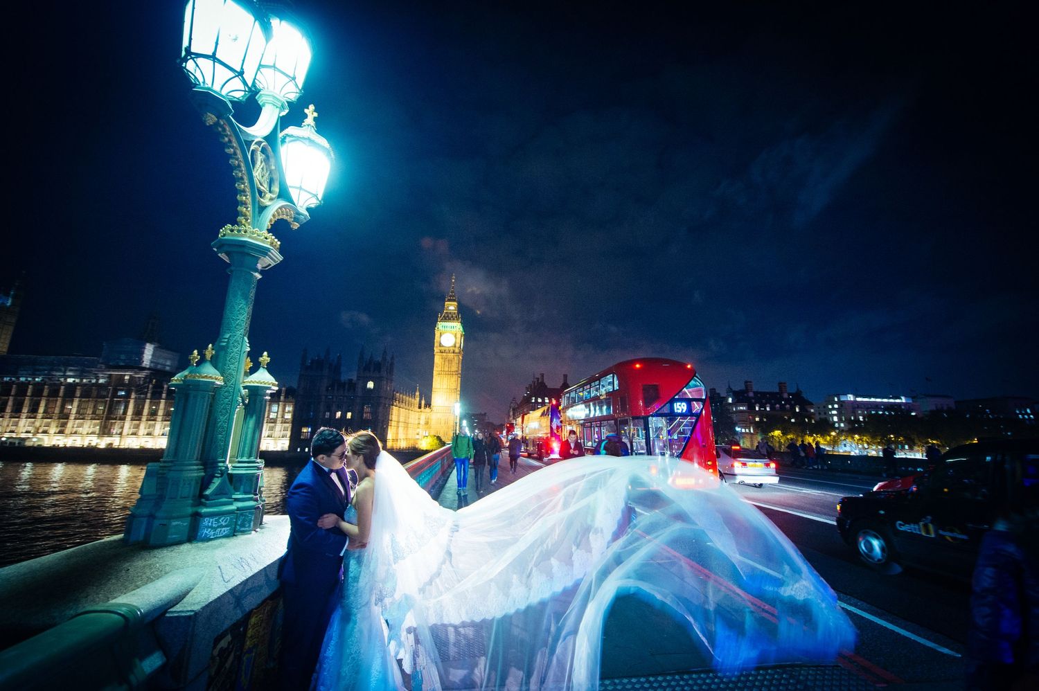 London Pre-wedding shoot - couple with Big Ben and red bus