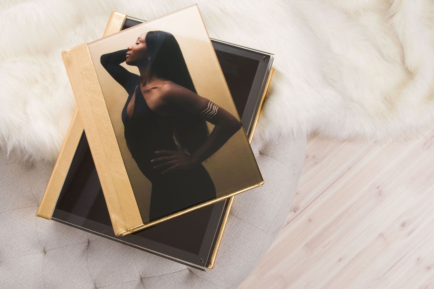 Seattle Photography Studio, Luxury Photo Album, Luxury Photoshoot experience.