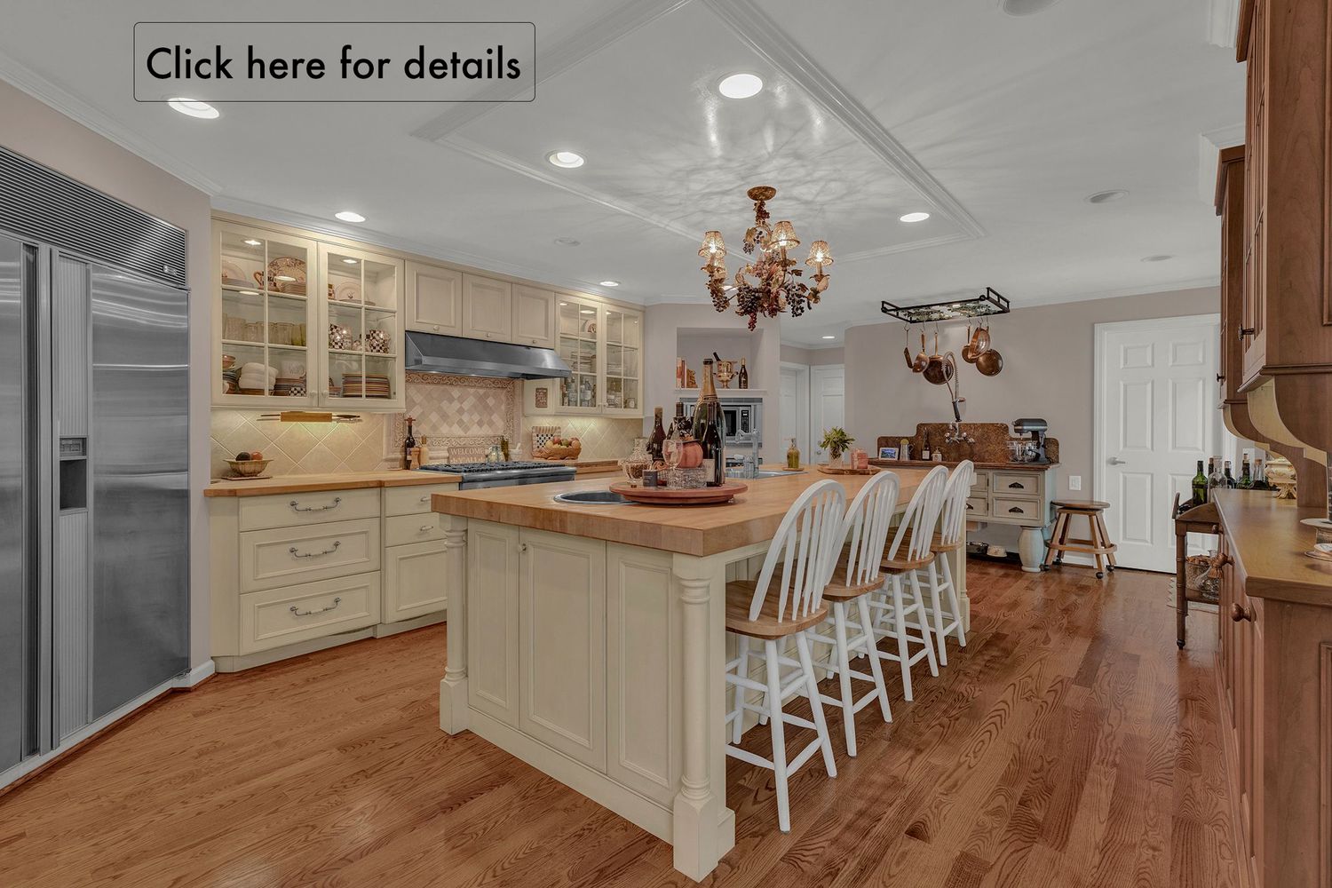 Photography by Alessa - Real Estate Photographer