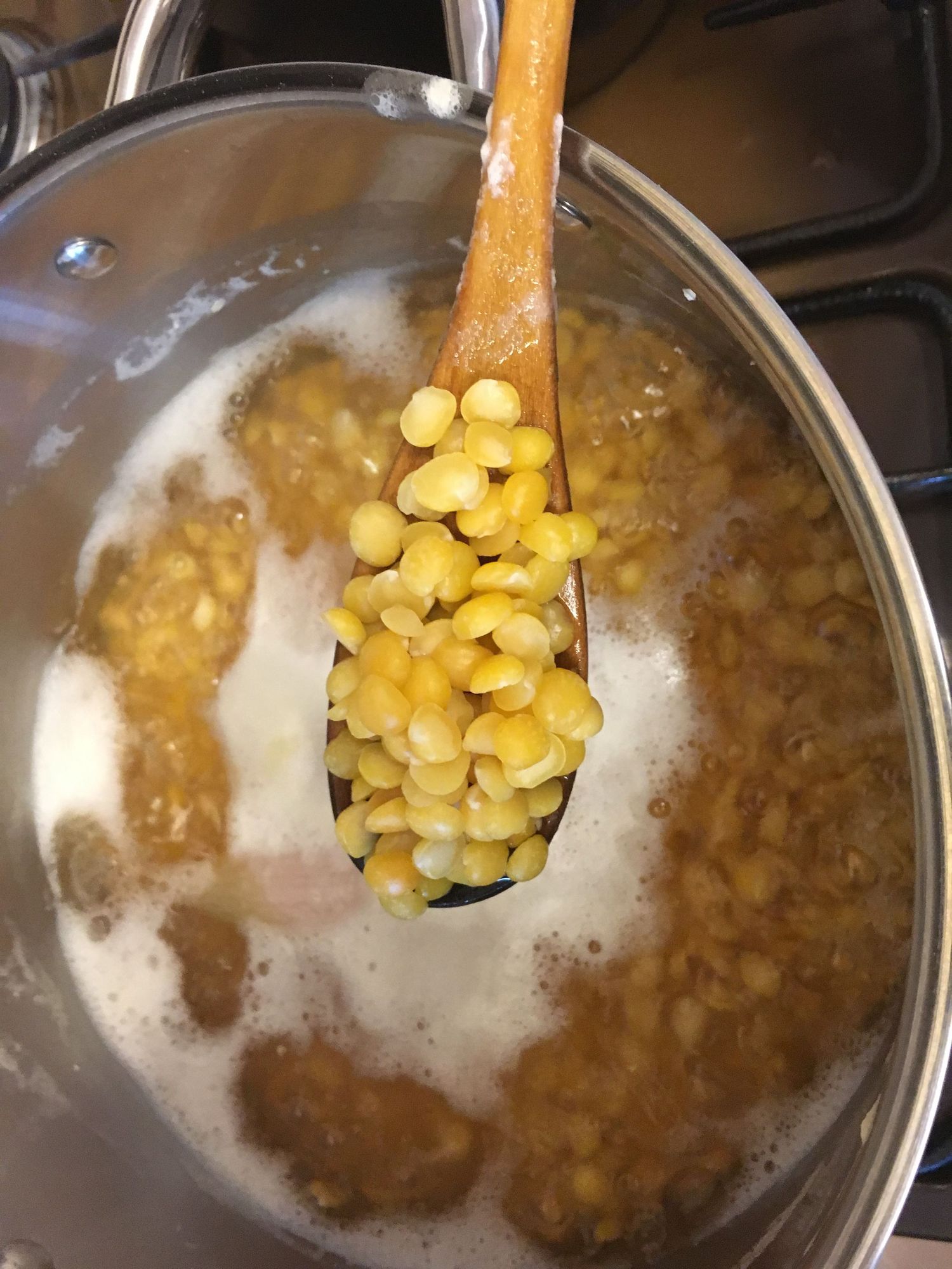 Sárgaborsó Főzelék - Hungarian Yellow Split Pea Stew - Photo by © Reka Csulak