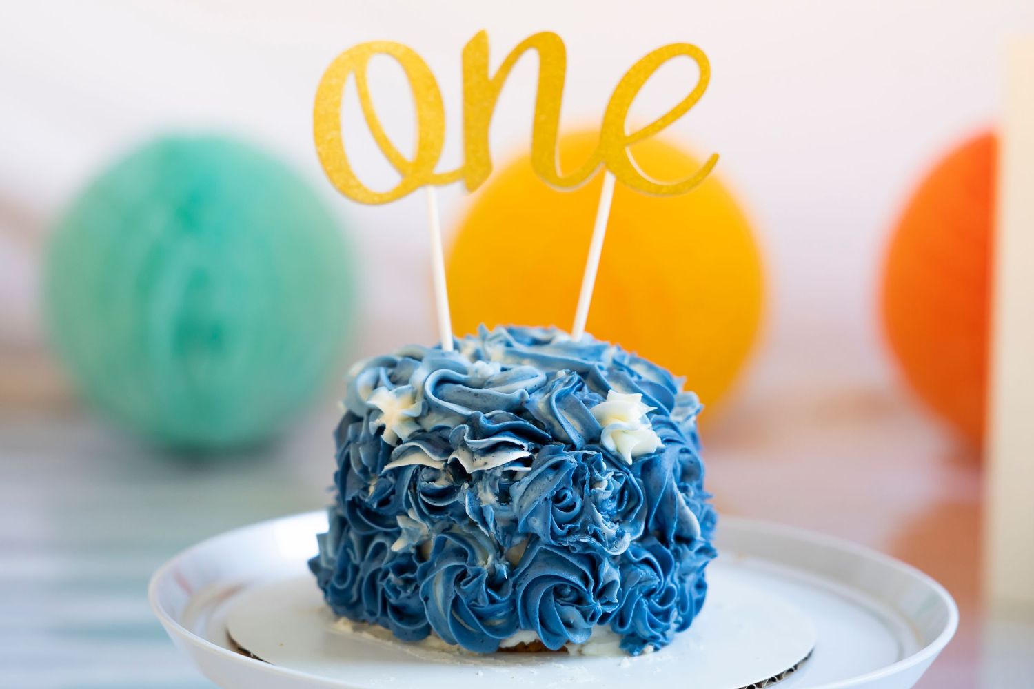 St. Louis cake smash photographer carly scaduto photography first birthday