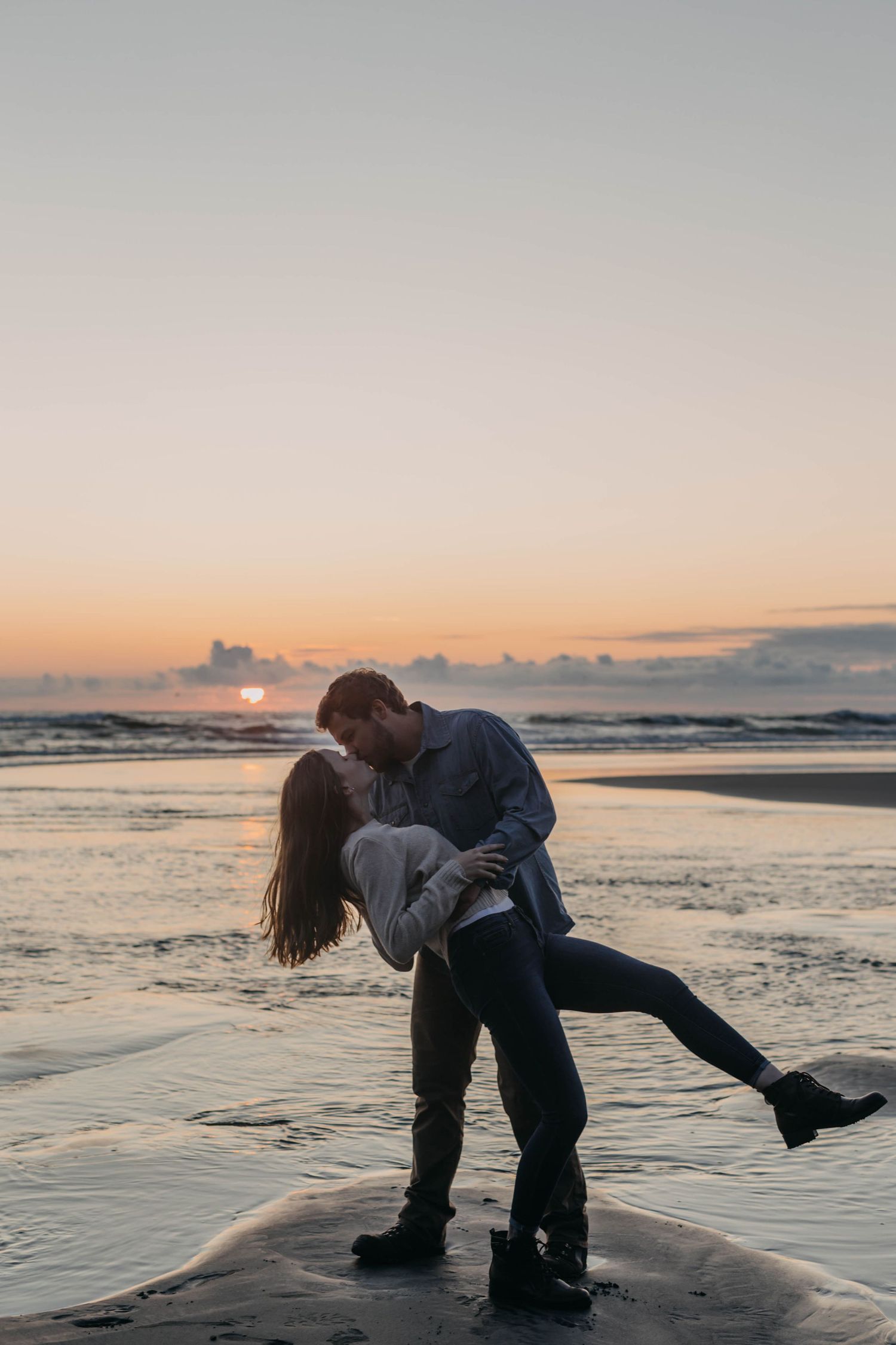 Engagement Session on the Washington Coast