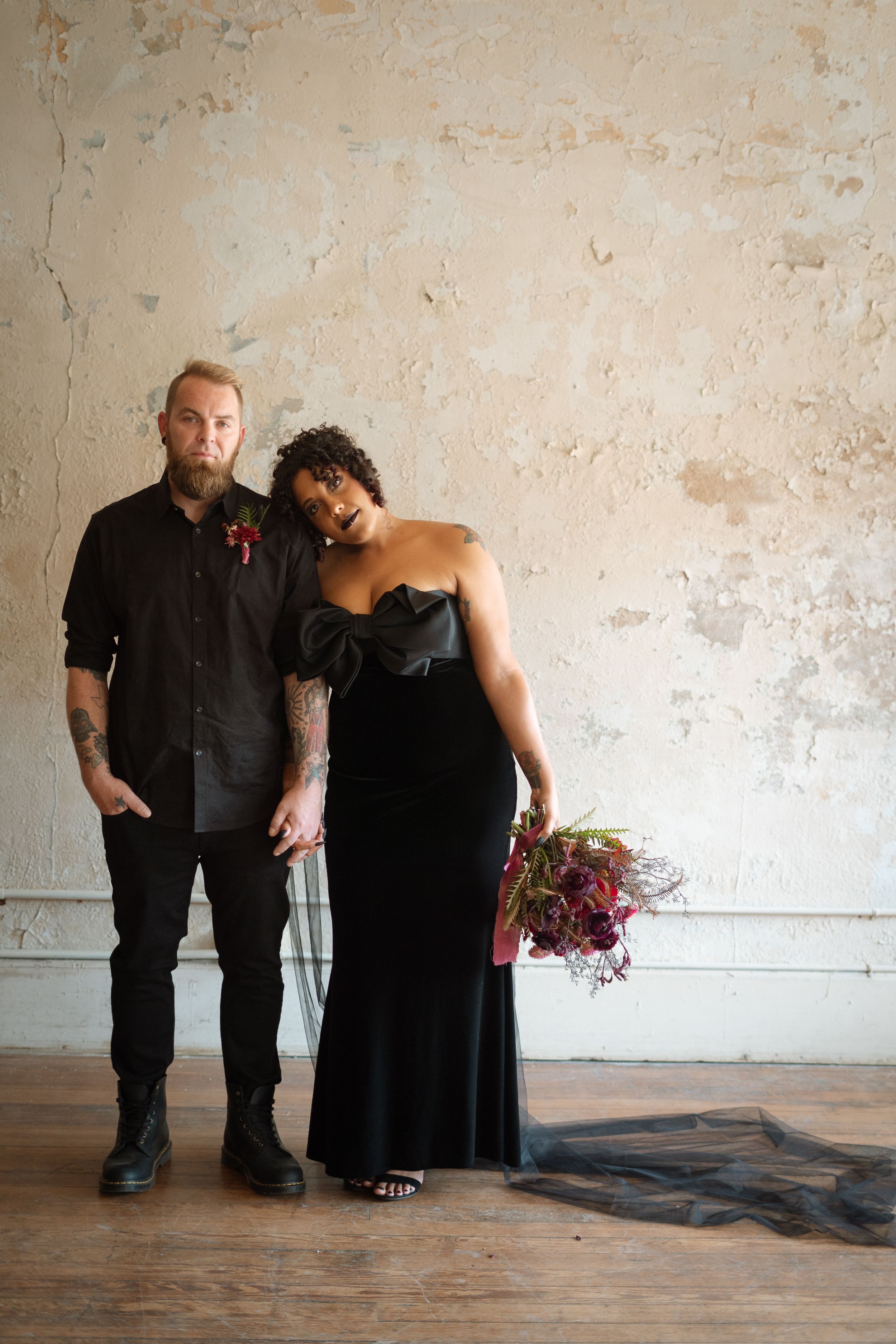 modern wedding portraits