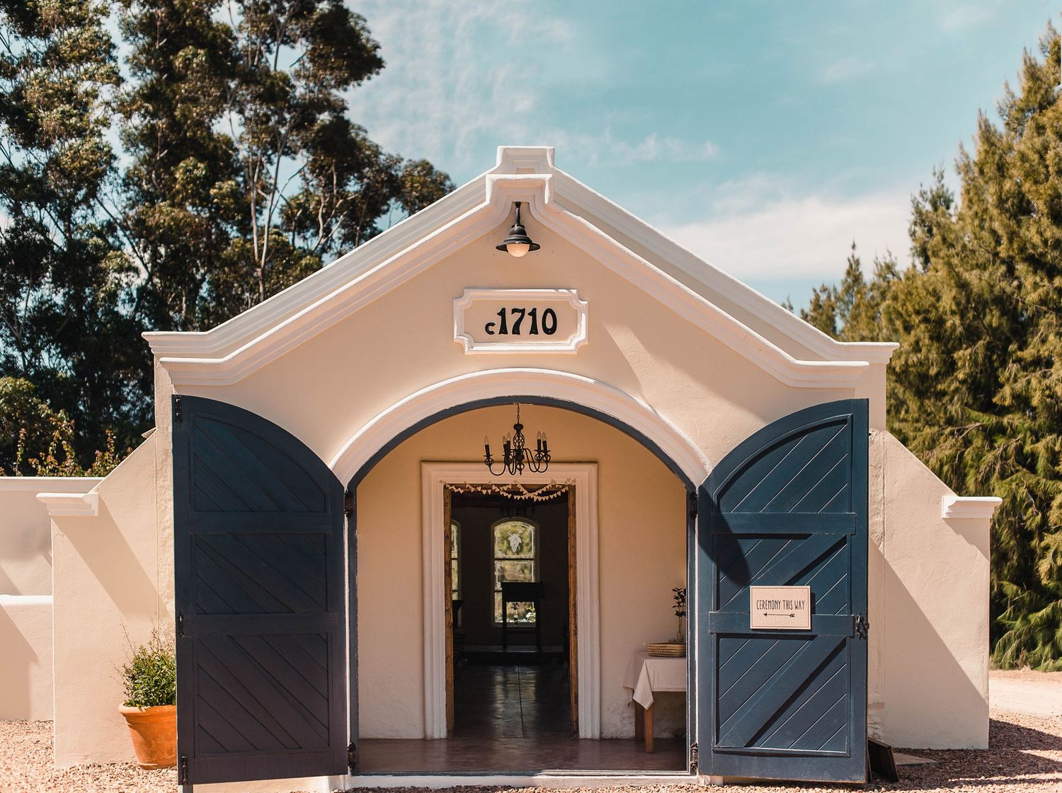 The Historic chapel of Morgansvlei with its blue doors open.