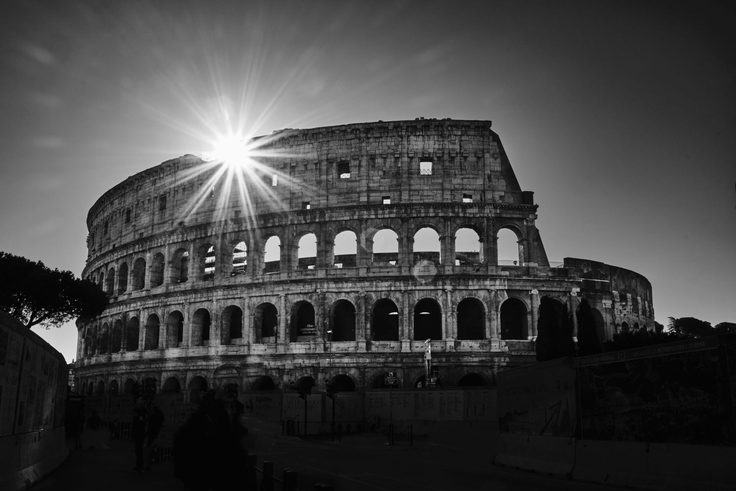 Rome Italy Michelle Deppe Photography at the colosseum.