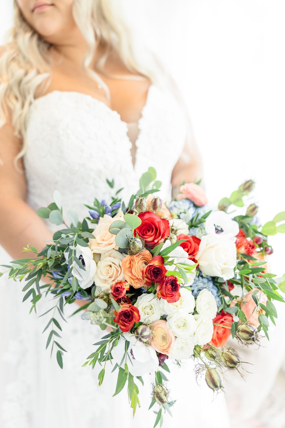 Magical Wedding At Camrose Hill | Stillwater, MN - Jessica Kankelfitz  Photography- Photographer Anoka MN, image size:1000x1500