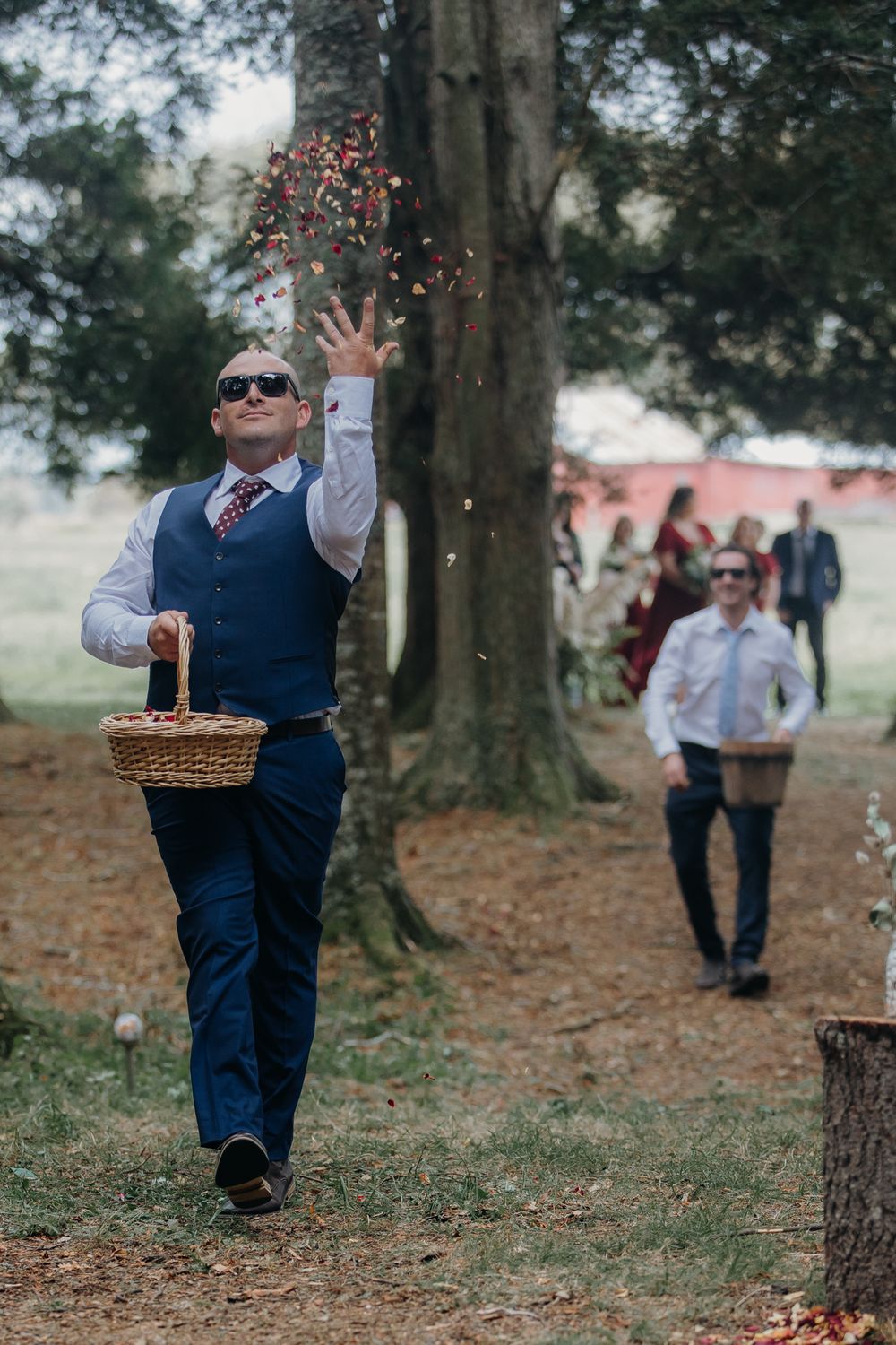 choosing a wedding photographer