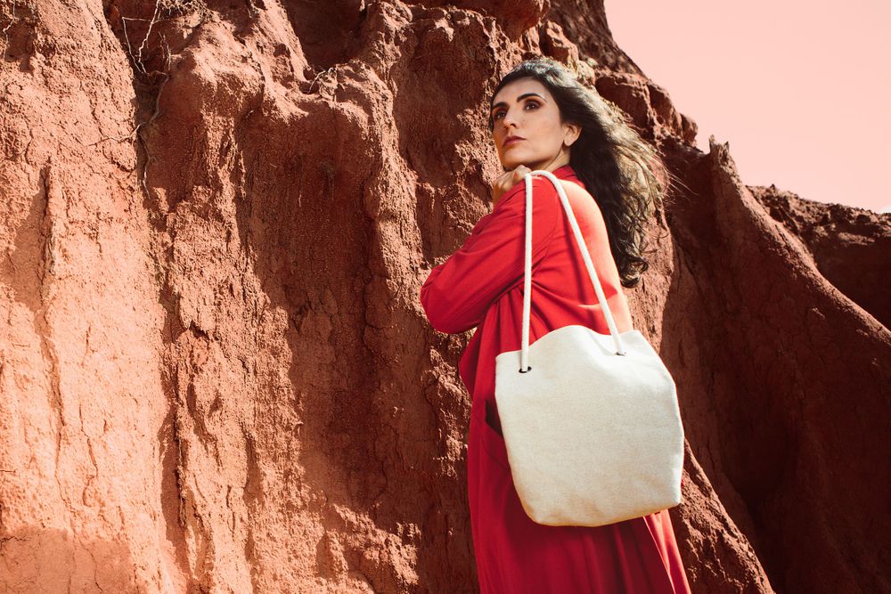 CRUA visual storyteller | portuguese ethical fashion brand