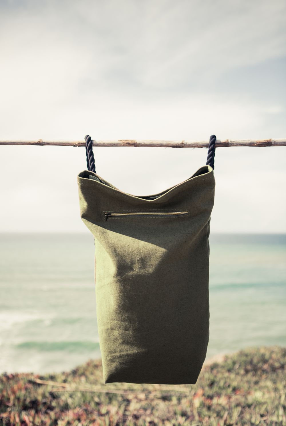 CRUA visual storyteller | portuguese ethical fashion brand