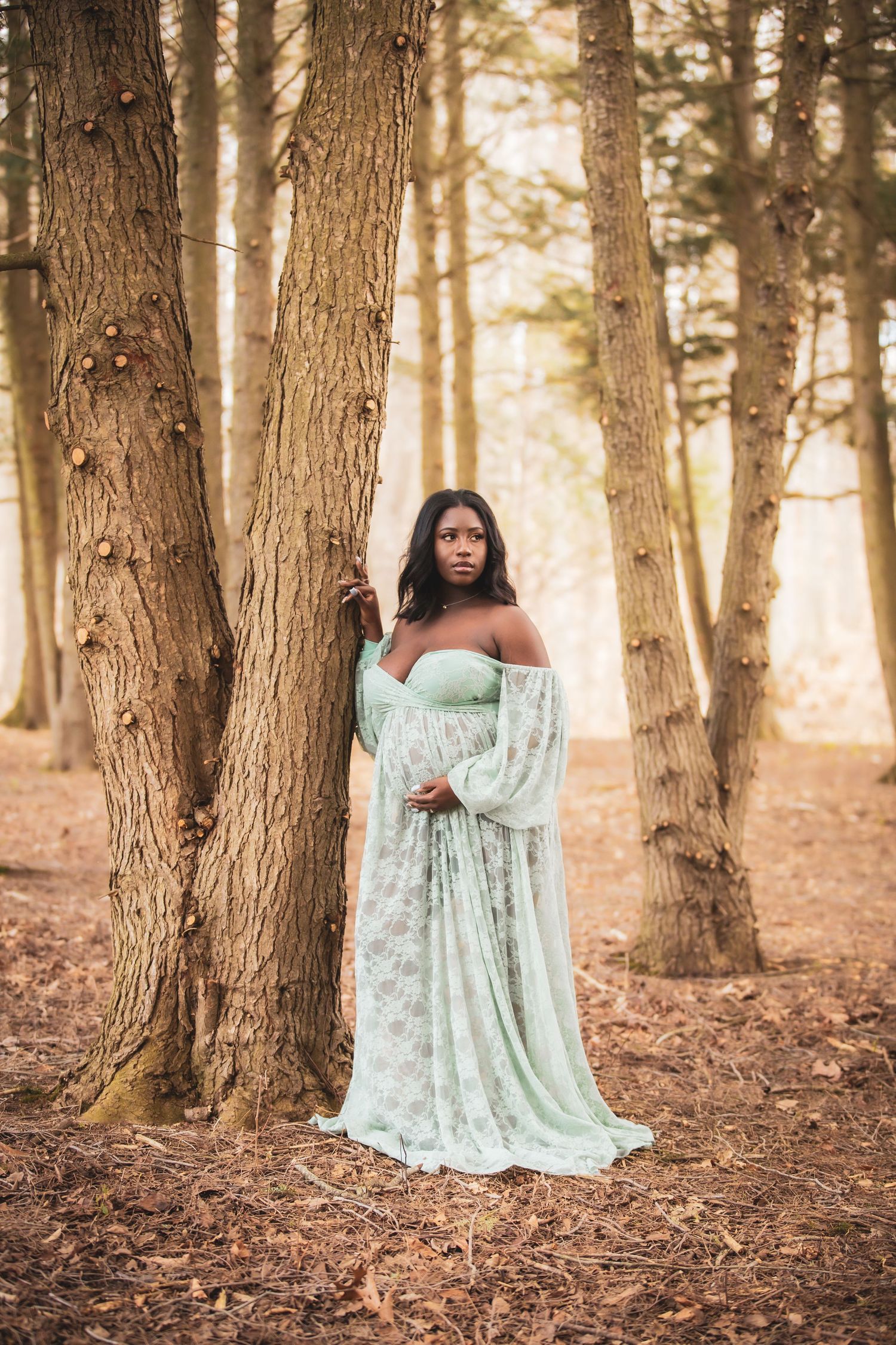 Maternity photos at Wickham Park, Manchester Connecticut. Sesión de maternidad en Connecticut.