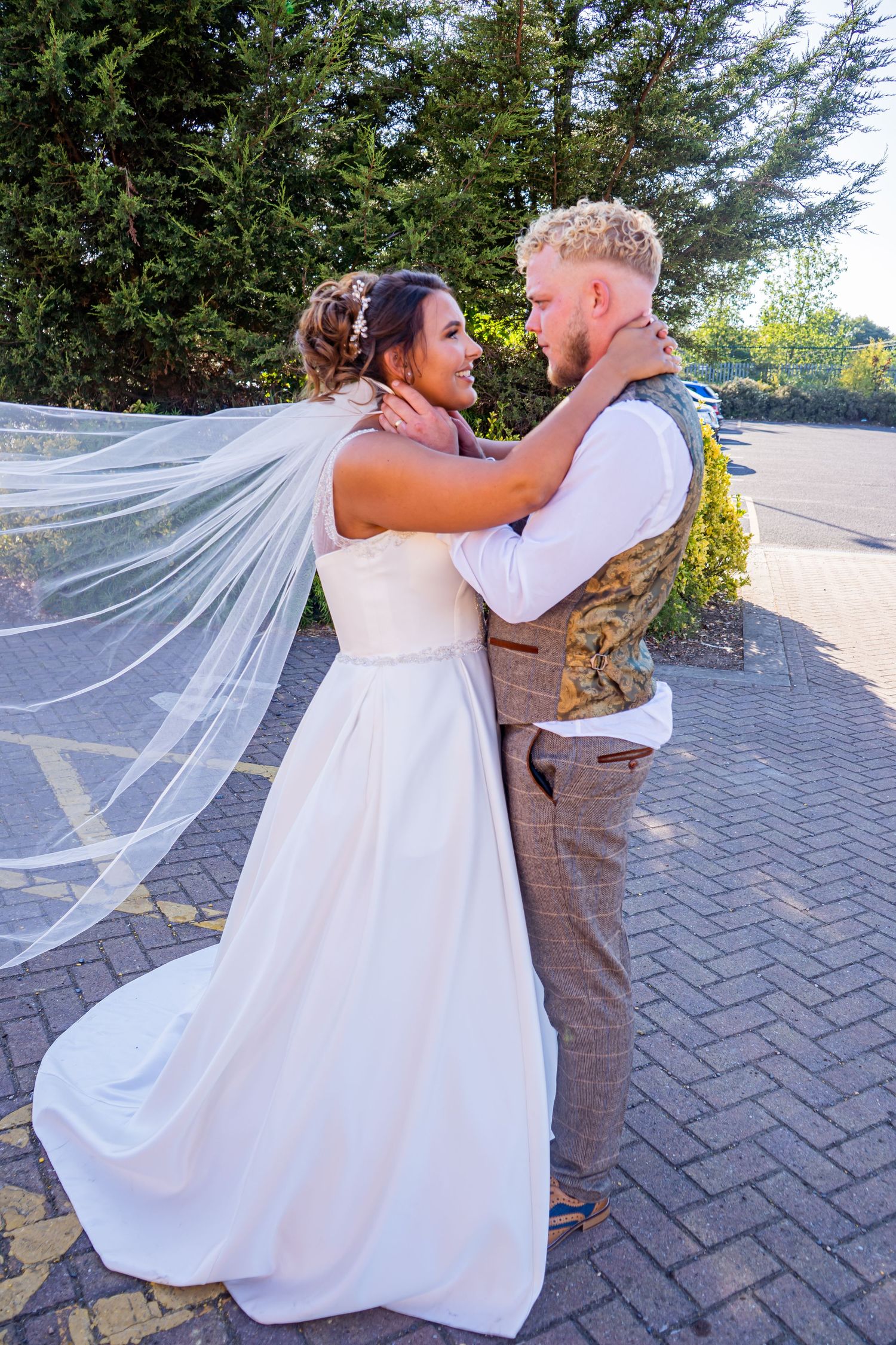 couple bride and groom wedding portrait vail shot for wedding in armthorpe doncaster client of Heather Katie Photography