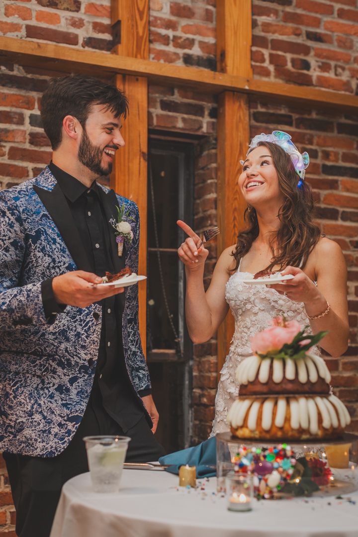 cake-cutting-wedding-reception