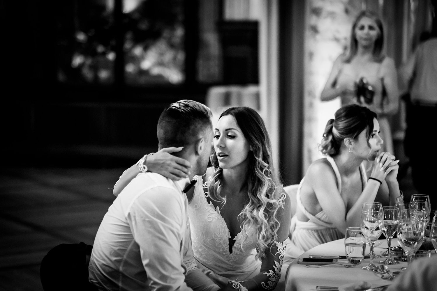 TLOOK photographe de mariage de style documentaire, Beau Rivage Palace à Lausanne soirée