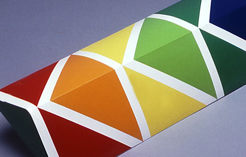 Experience Design: Product Concept, Logo and Packaging