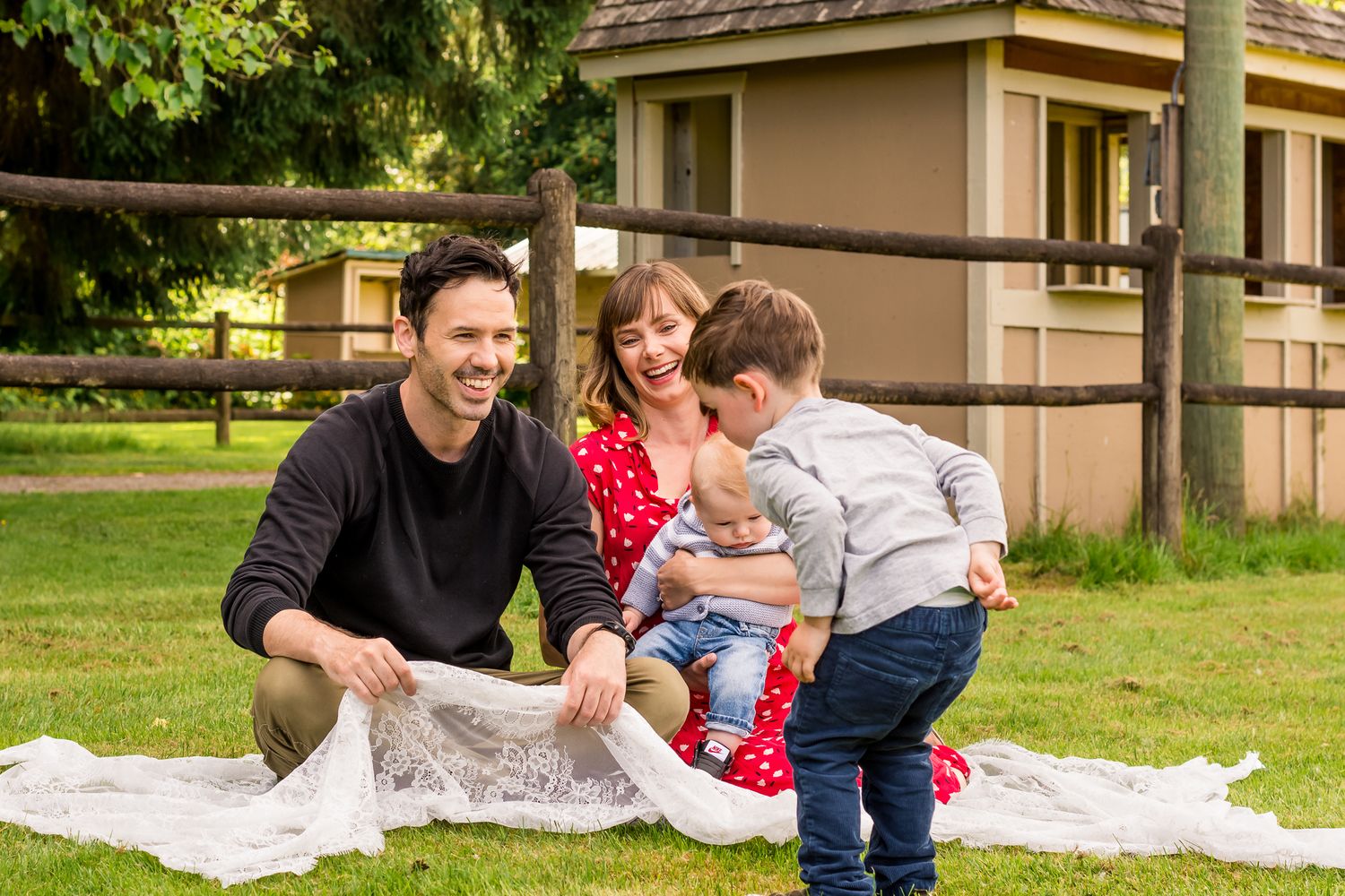 family of four photos, outside family portraits, happy family pictures, Maple Ridge