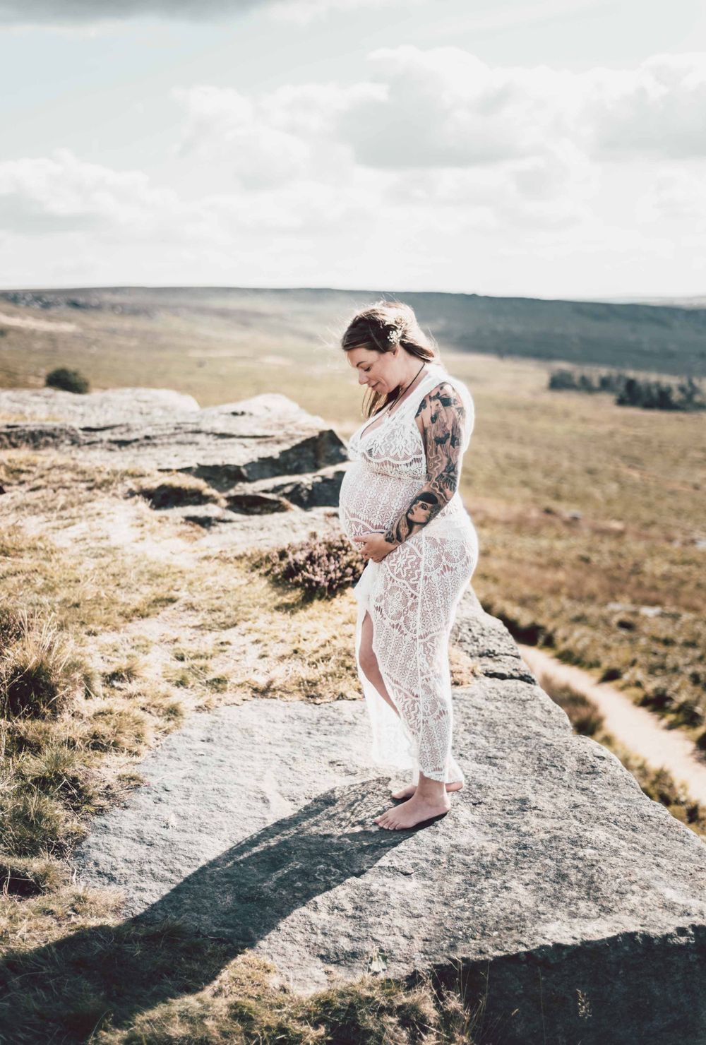 pregnancy shoot from soar creative in the Peak District England