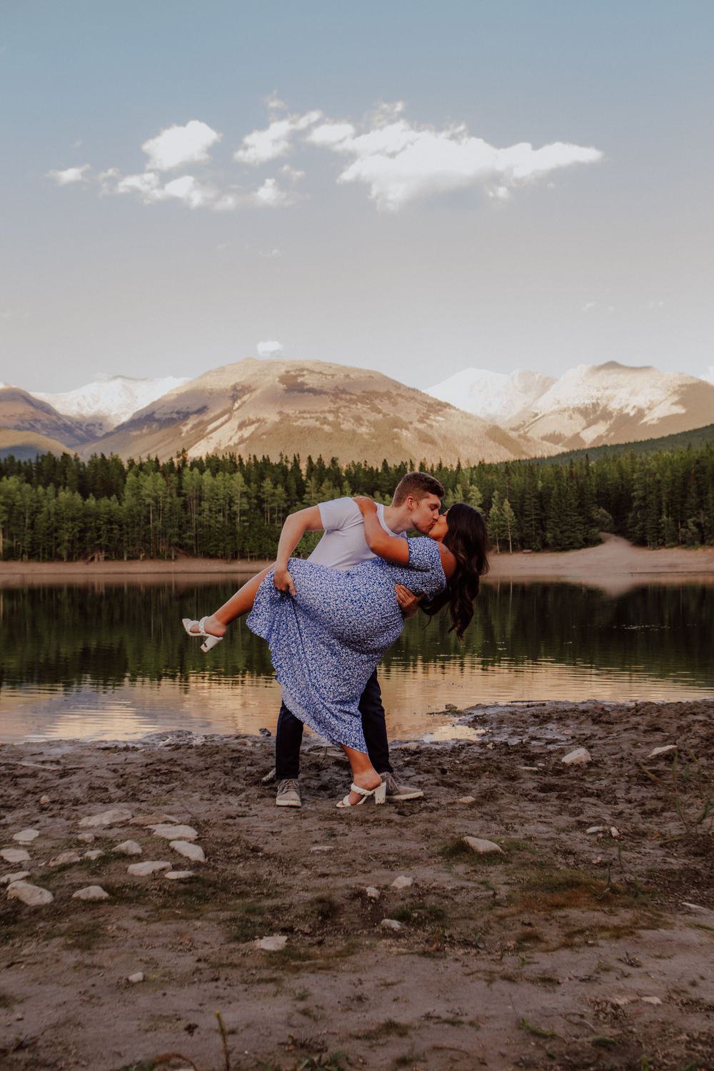 Outdoor Engagement Photographer Alberta | Calgary & Canmore Couples Photography | Adventure & Lifestyle Sessions in YYC & Canadian Rockies