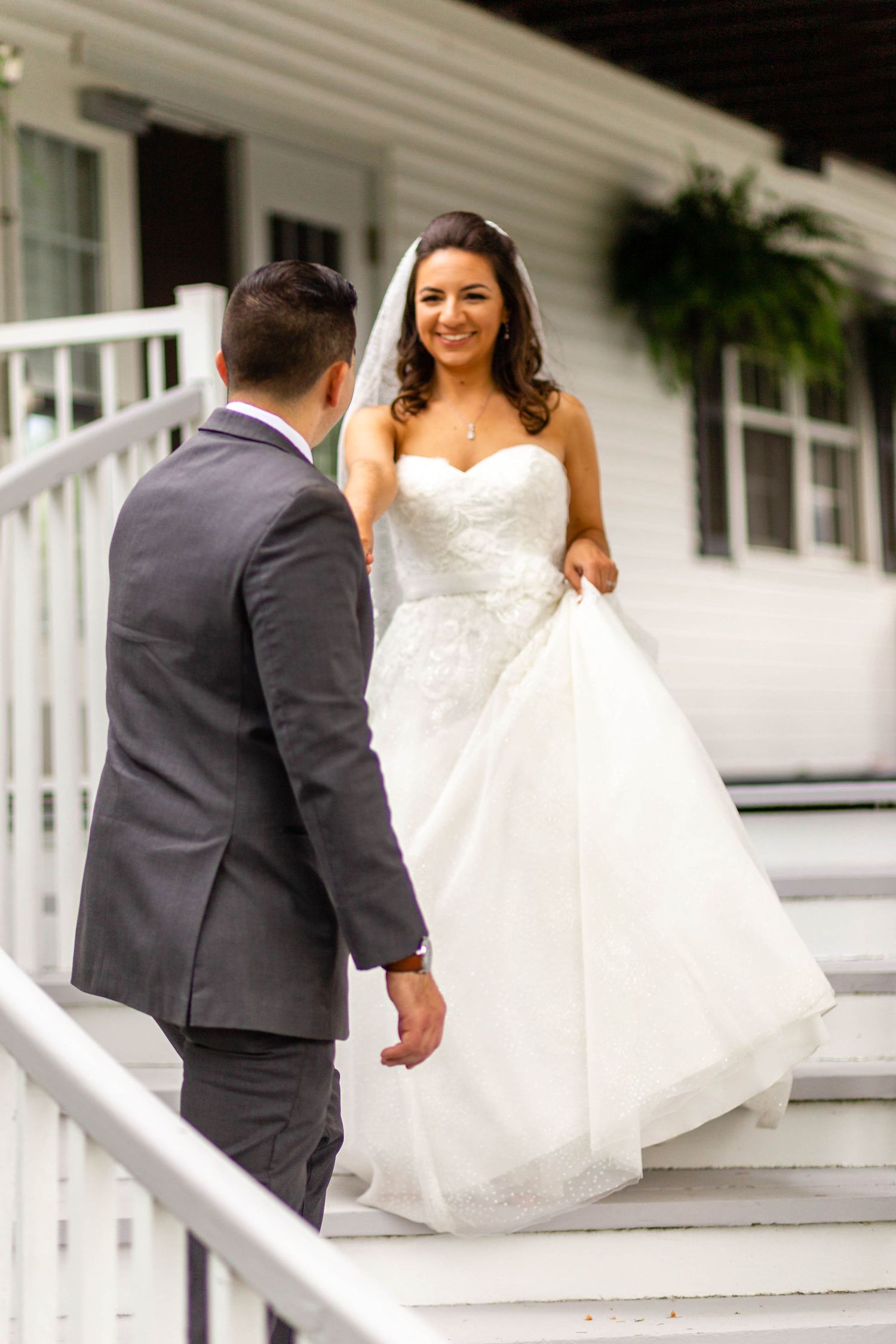 wedding couple posing for photos