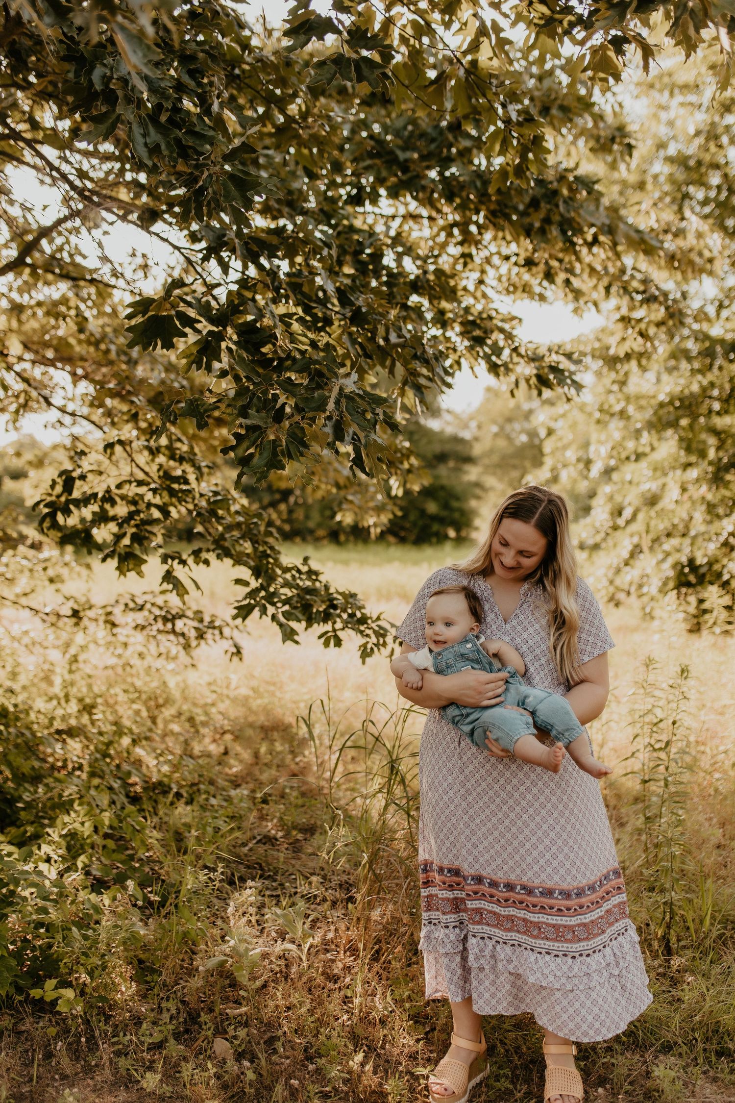 south jersey family outdoor photographer, nj family photographer, central jersey newborn photographer