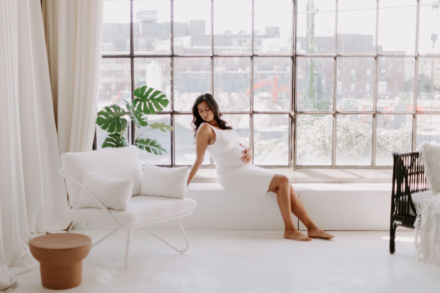 toronto lifestyle maternity photography mint room preto loft studio