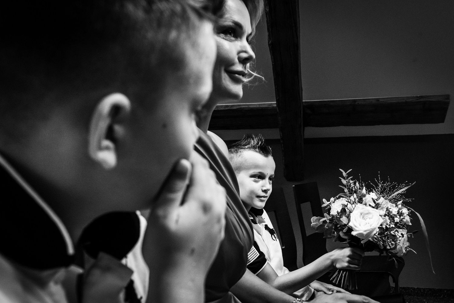 TLOOK photographe de mariage de style documentaire, cérémonie civile ambiance