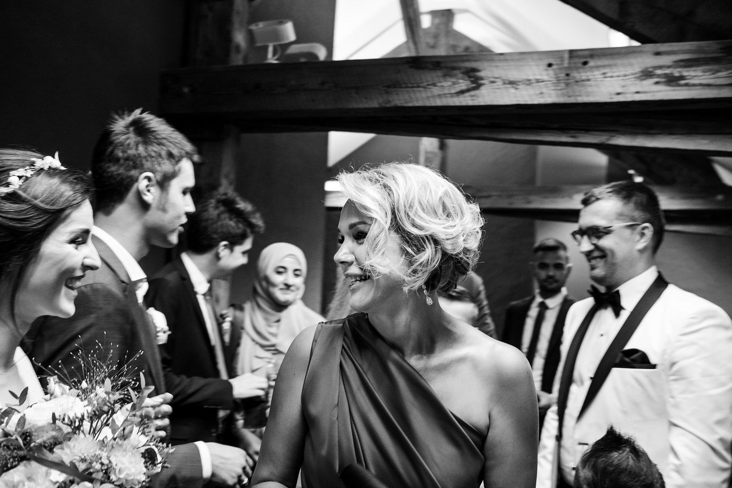 TLOOK photographe de mariage de style documentaire, cérémonie civile ambiance