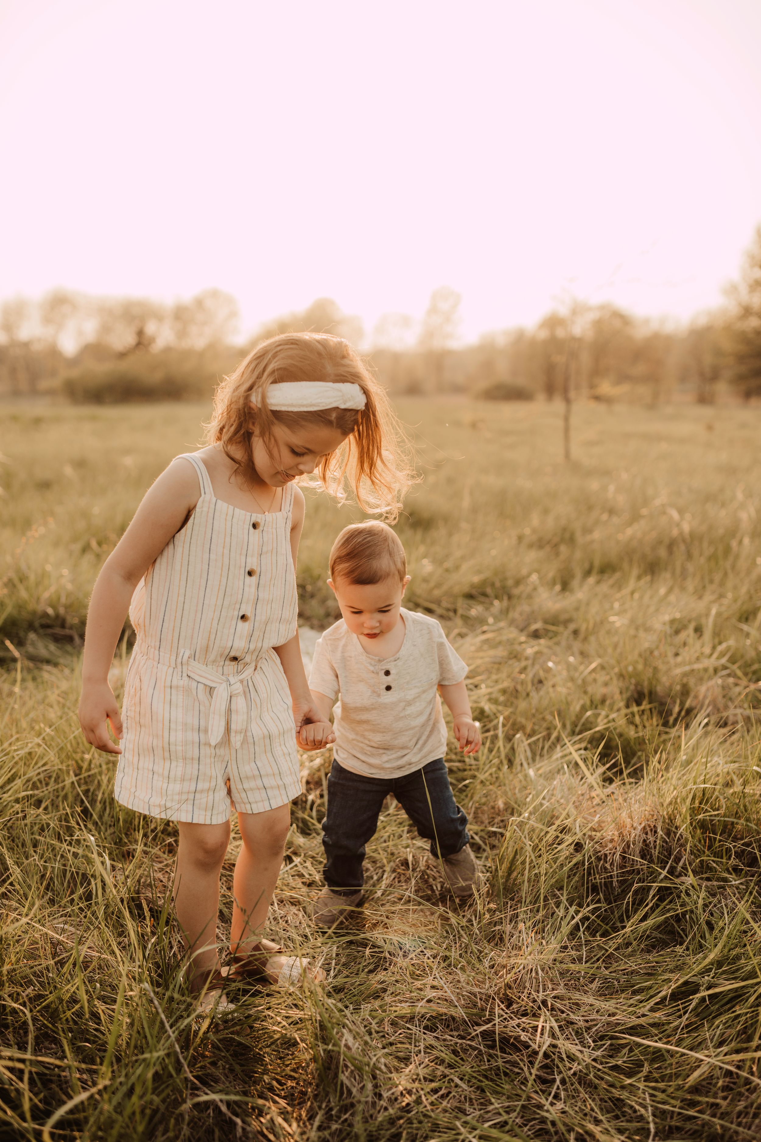 exploring during family photography session