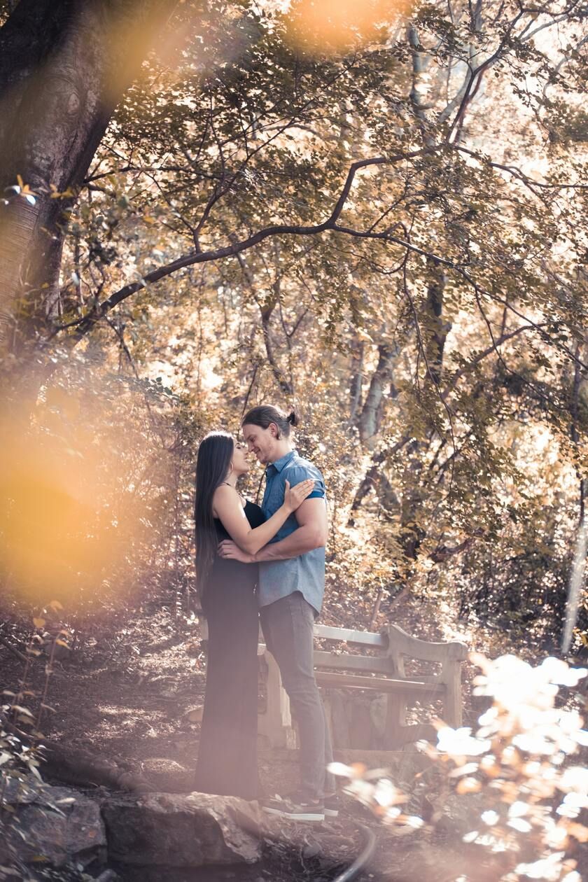Light and airy forest with couple at the Sisulu gardens