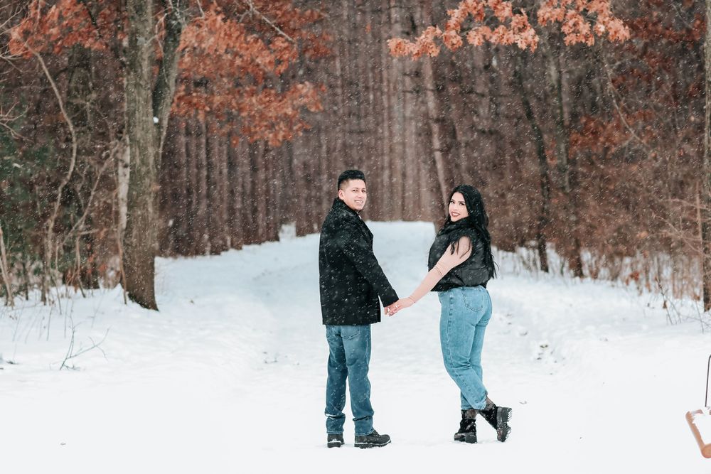 JUVE- Saint Paul & Minneapolis Senior Portrait and Wedding Photographer, Hairstylist, and Makeup Artist