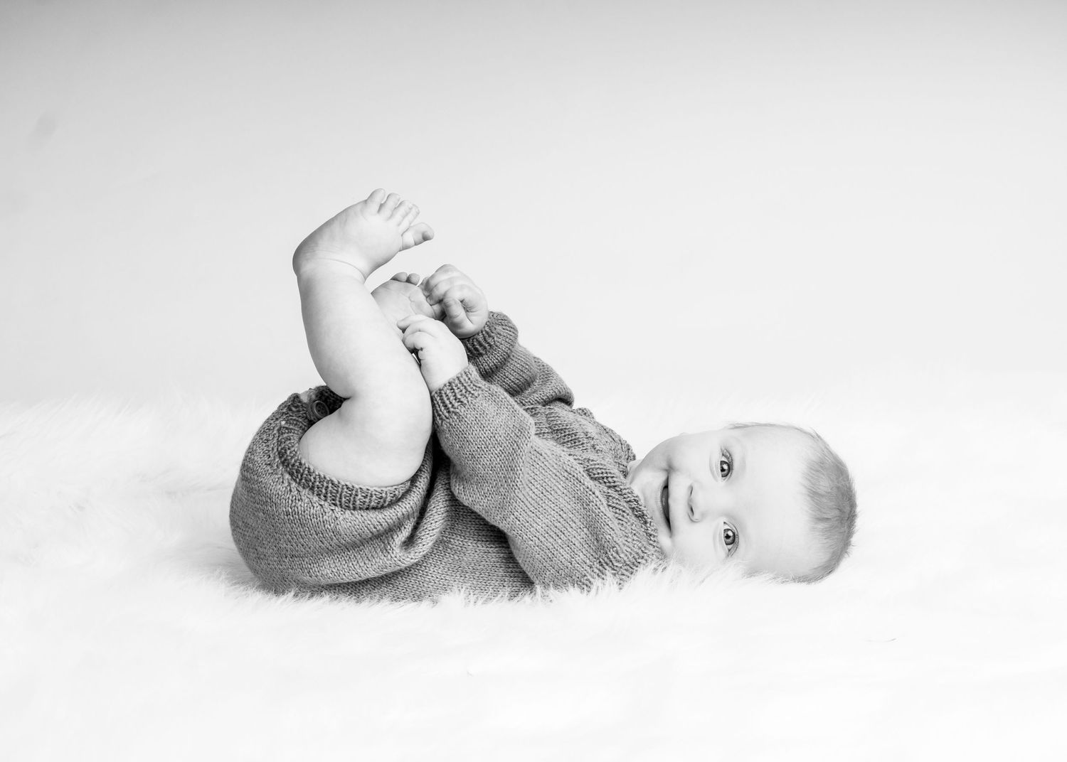 Family, Children, Newborn, High School Senior Photography.  In studio photography, natural light photography.  Serving t