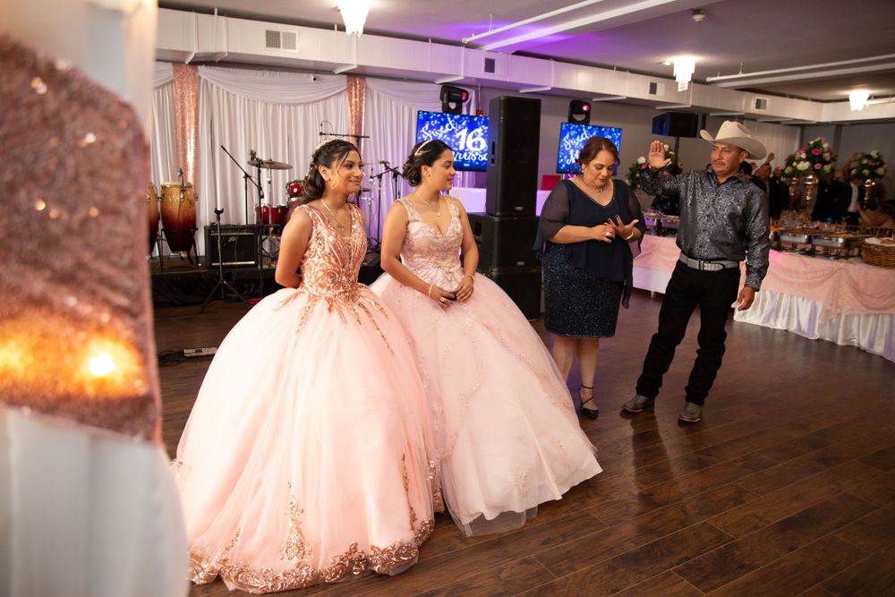 MARISSA XVI & JULIANNA XV | 9-18-21 | iNDEPENDENCE GROVE PARK | ST PATRICK CHURCH | CREACIONES VIOLET BANQUET HALL