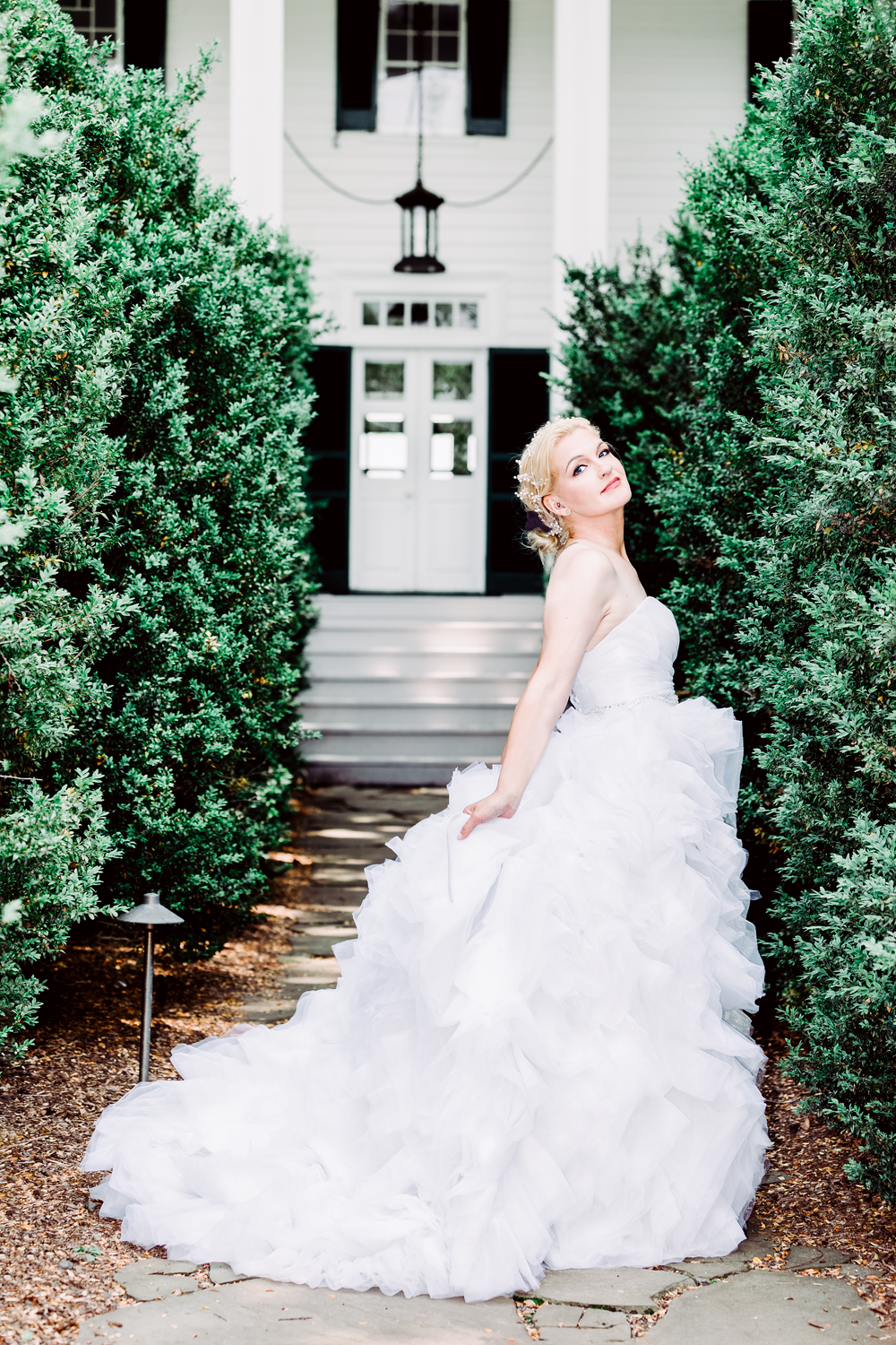DMV bride. Bridal photography Manassas.