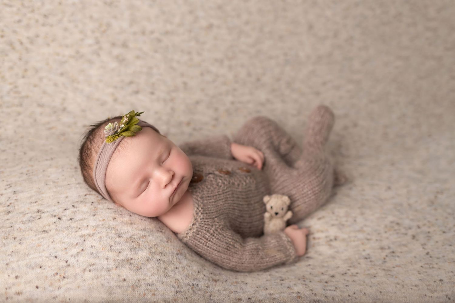 Newborn girl photo, taken by Jen Knightstep, Photographer