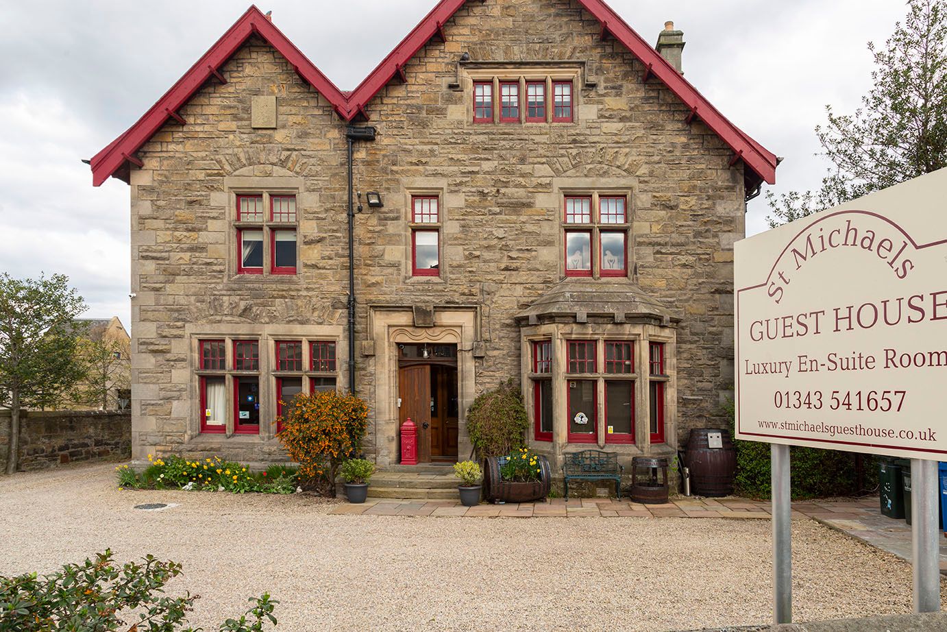 Guest house elgin