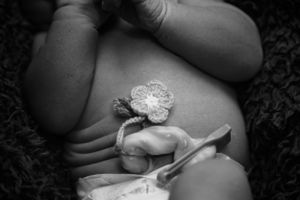 "Preserving the miracle of birth: Birth photography that beautifully captures the emotions, connections, and transformat