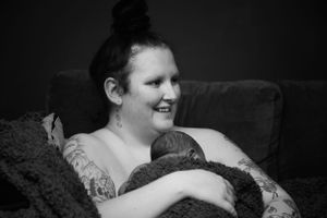 Capturing the miracle of life: Birth photography that beautifully documents the raw emotions, precious moments, and incr