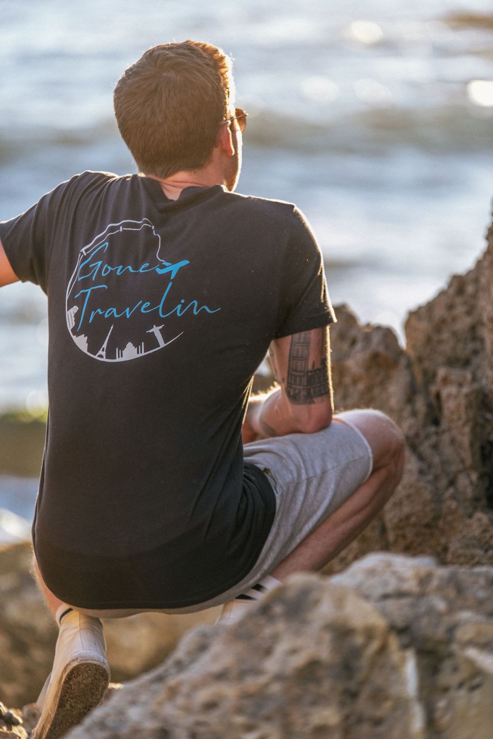 branding t-shirt