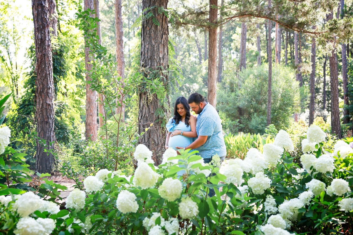 Maternity session. Outdoor maternity session. #CarlsbadNMPhotographer #MaternityPicturesCarlsbadNM #MaternityArtesiaNM #RoswellNMMaternity