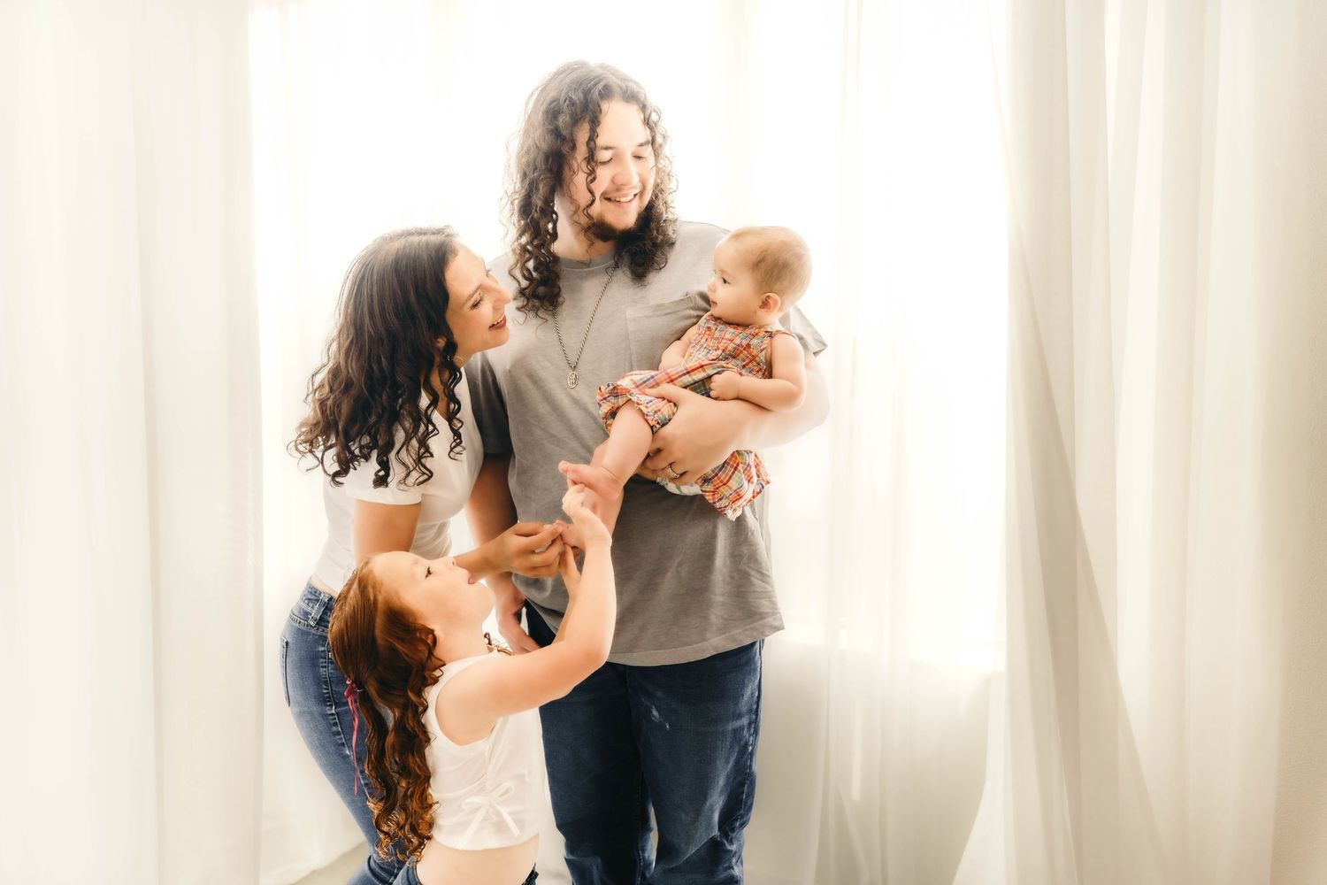 Jasmine Silversmith 
Jasmine Falling Photography
Oklahoma Wedding Photographer
