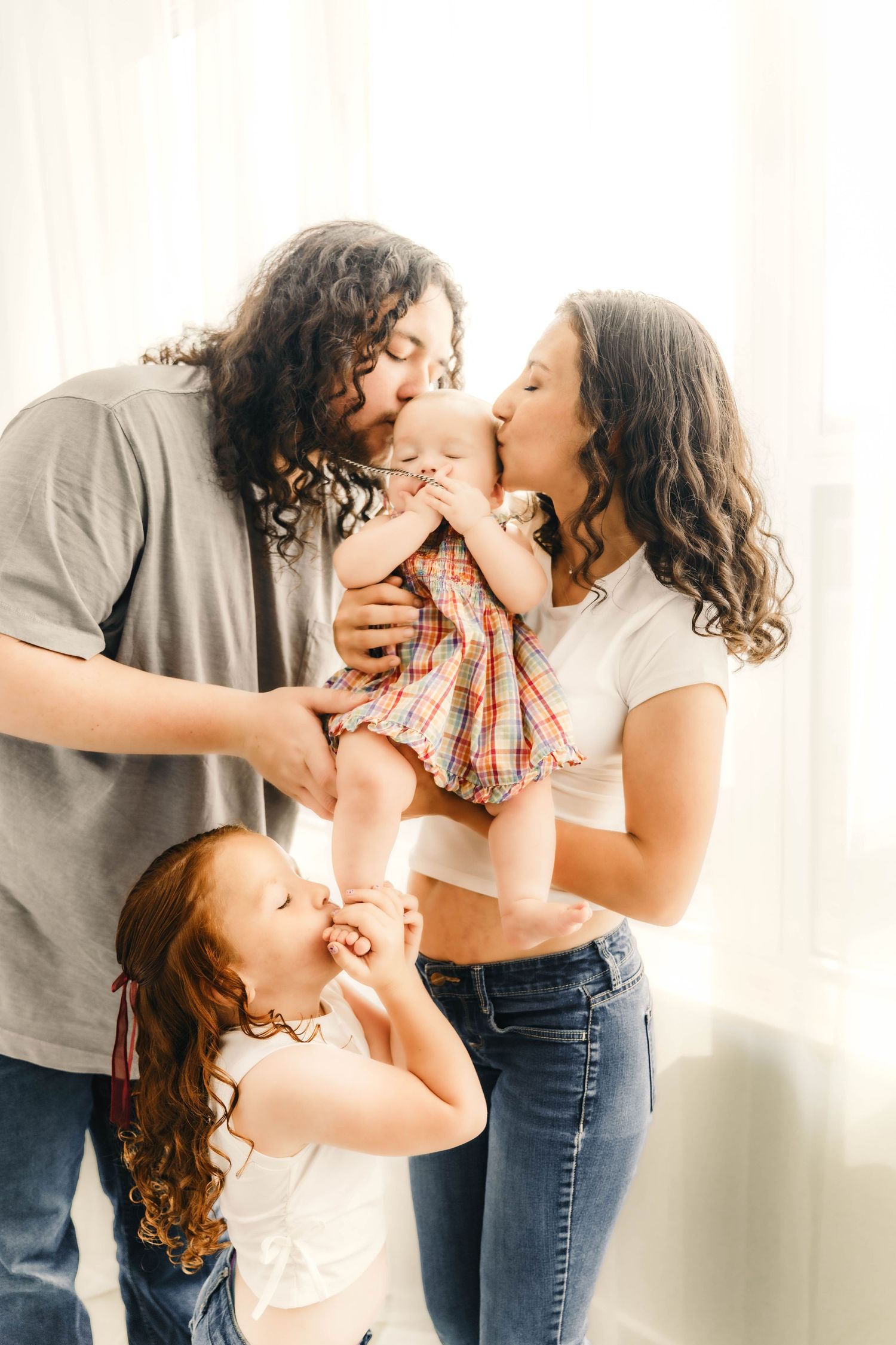 Jasmine Silversmith 
Jasmine Falling Photography
Oklahoma Wedding Photographer