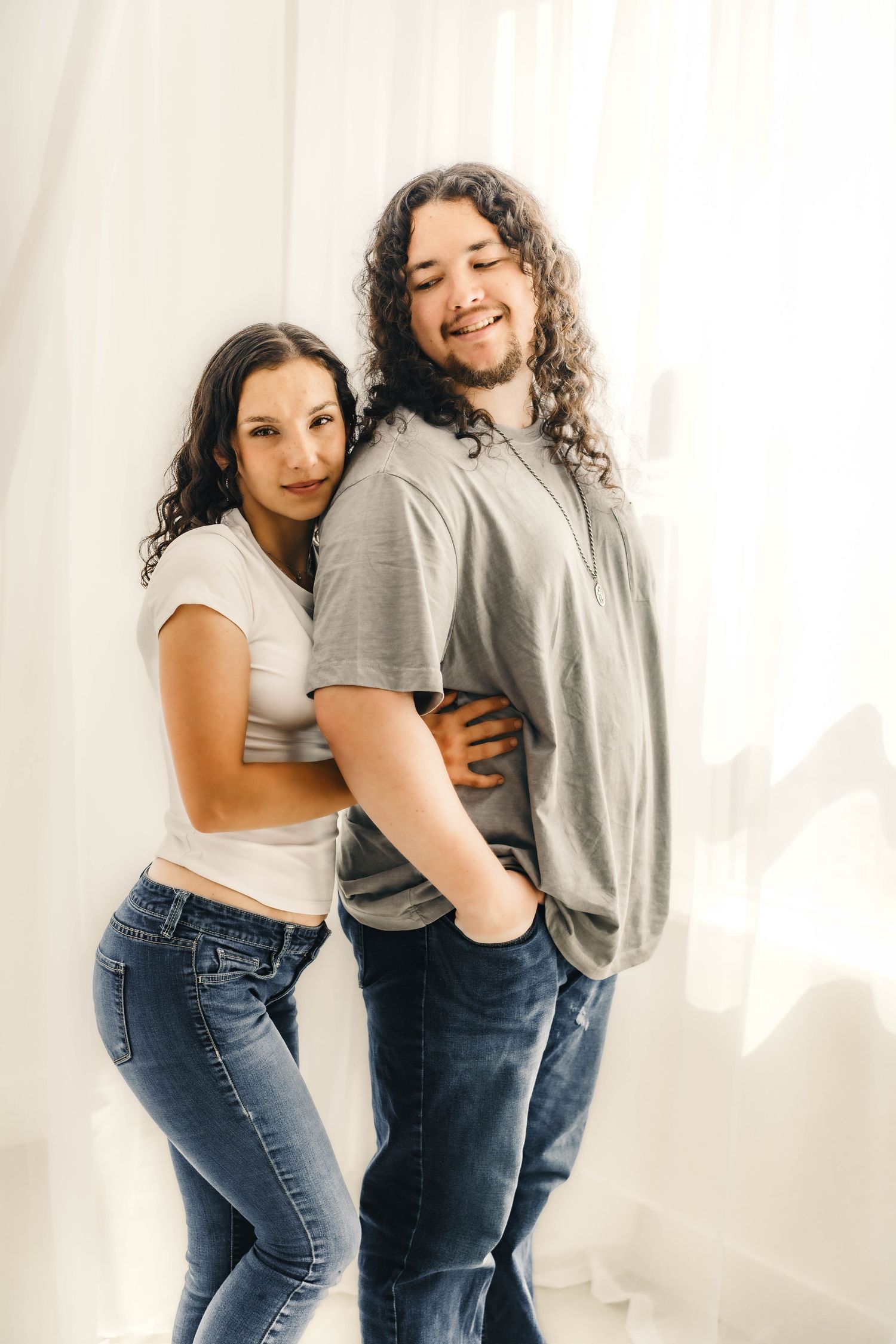 Jasmine Silversmith 
Jasmine Falling Photography
Oklahoma Wedding Photographer