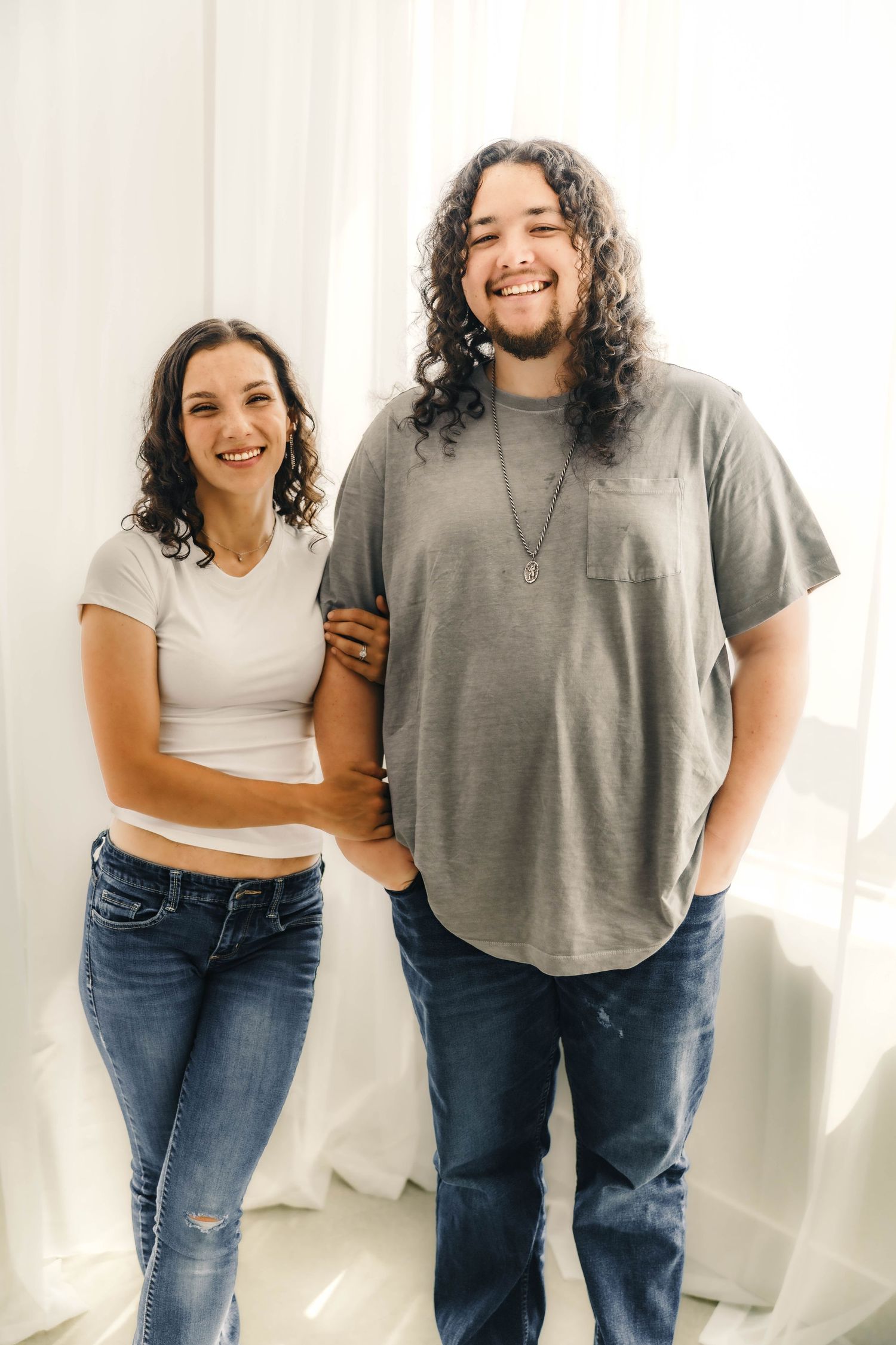 Jasmine Silversmith 
Jasmine Falling Photography
Oklahoma Wedding Photographer