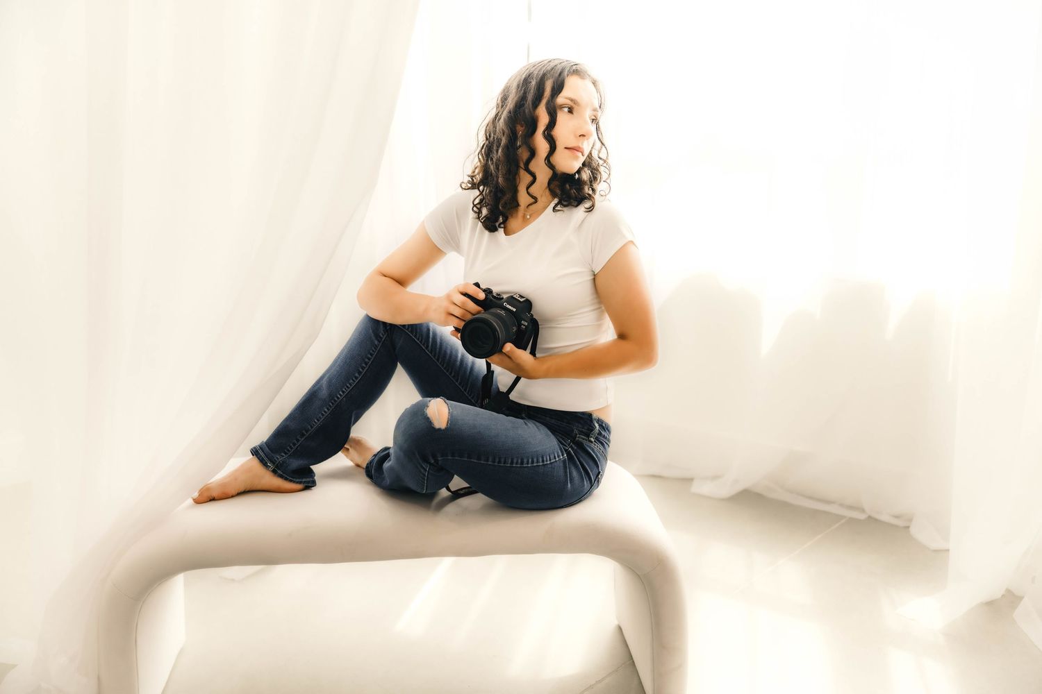 Jasmine Silversmith 
Jasmine Falling Photography
Oklahoma Wedding Photographer