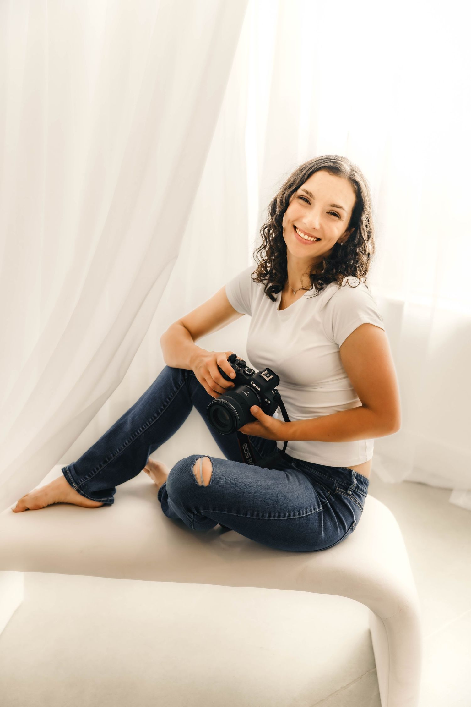 Jasmine Silversmith 
Jasmine Falling Photography
Oklahoma Wedding Photographer