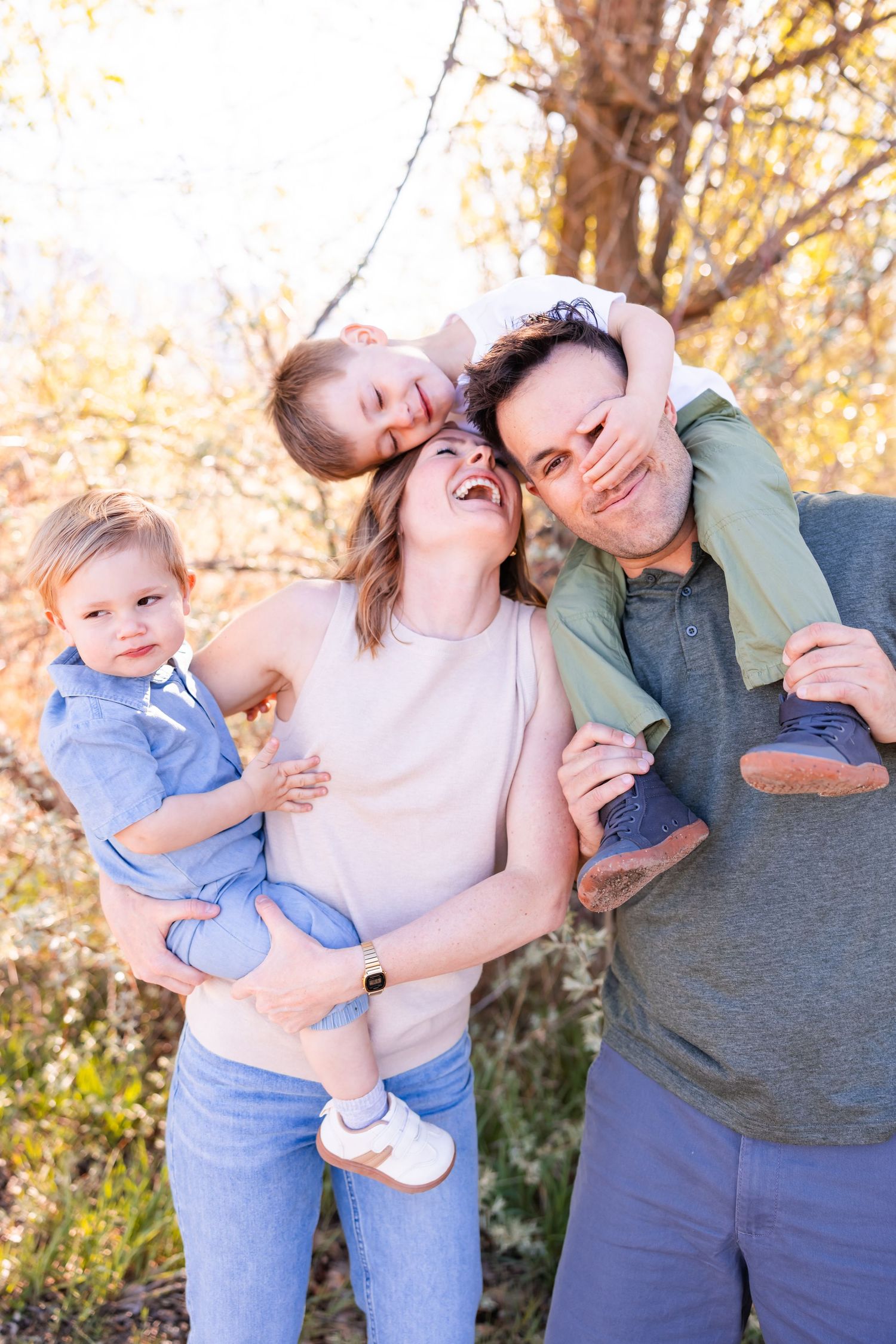 salt lake city utah family photographer, candid photo of a family having a messy snuggle