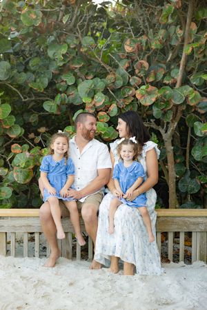 That To Wear for Beach Family Photos by Mai Mirabal, Family Photographer at Vero Beach, FL and Disney's Vero Beach Hotel.