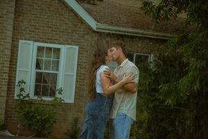Storytelling couples photoshoot, sprinkler photoshoot, utah couples photoshoot